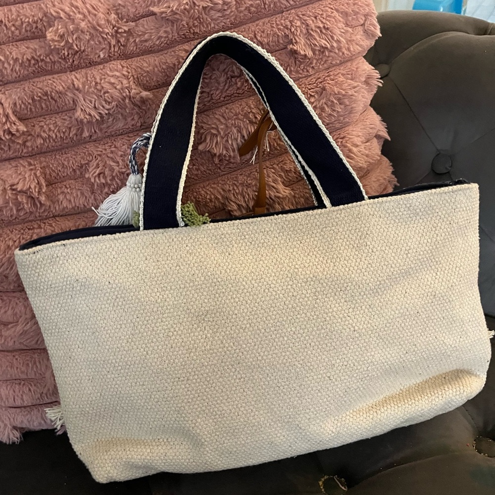 Navy and Cream Tote Bag - Picture 3 of 3